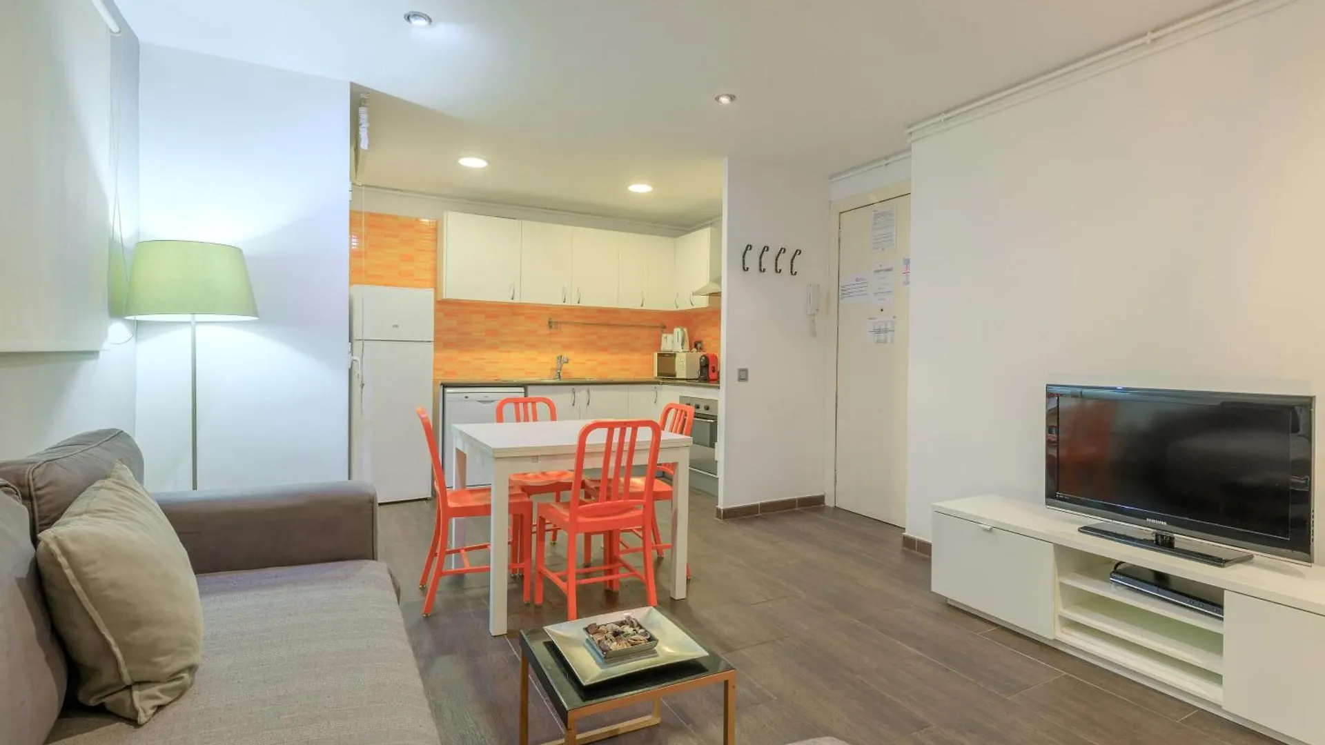 Housalia Corsega - Apartment 3 Bedrooms Next To Sagrada Familia Barcelona Spain