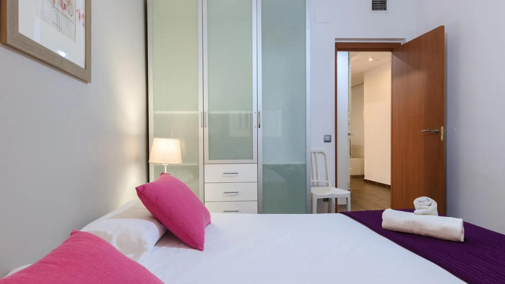 Housalia Corsega - Apartment 3 Bedrooms Next To Sagrada Familia Barcelona